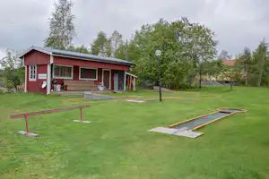 Docksta Vandrarhem och Camping - Minigolf