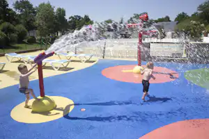 Domaine De Kerlann - Wasserspielplatz für Kinder auf dem Campingplatz