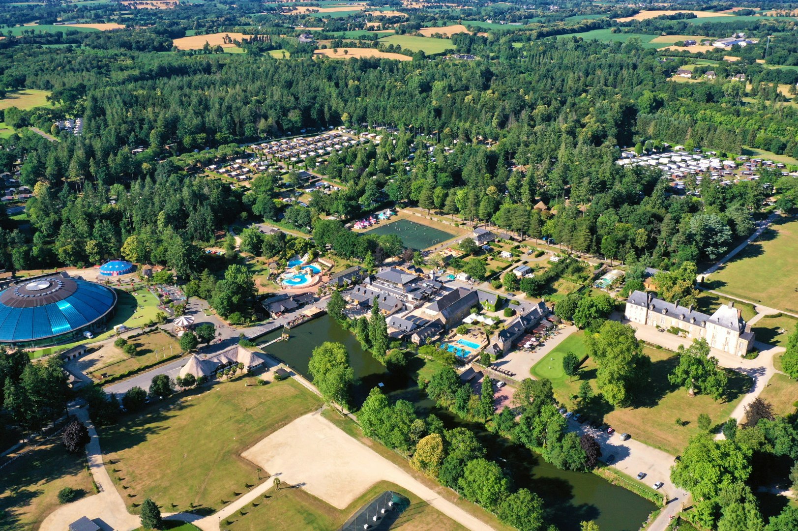 Camping Les Ormes, Domaine & Resort