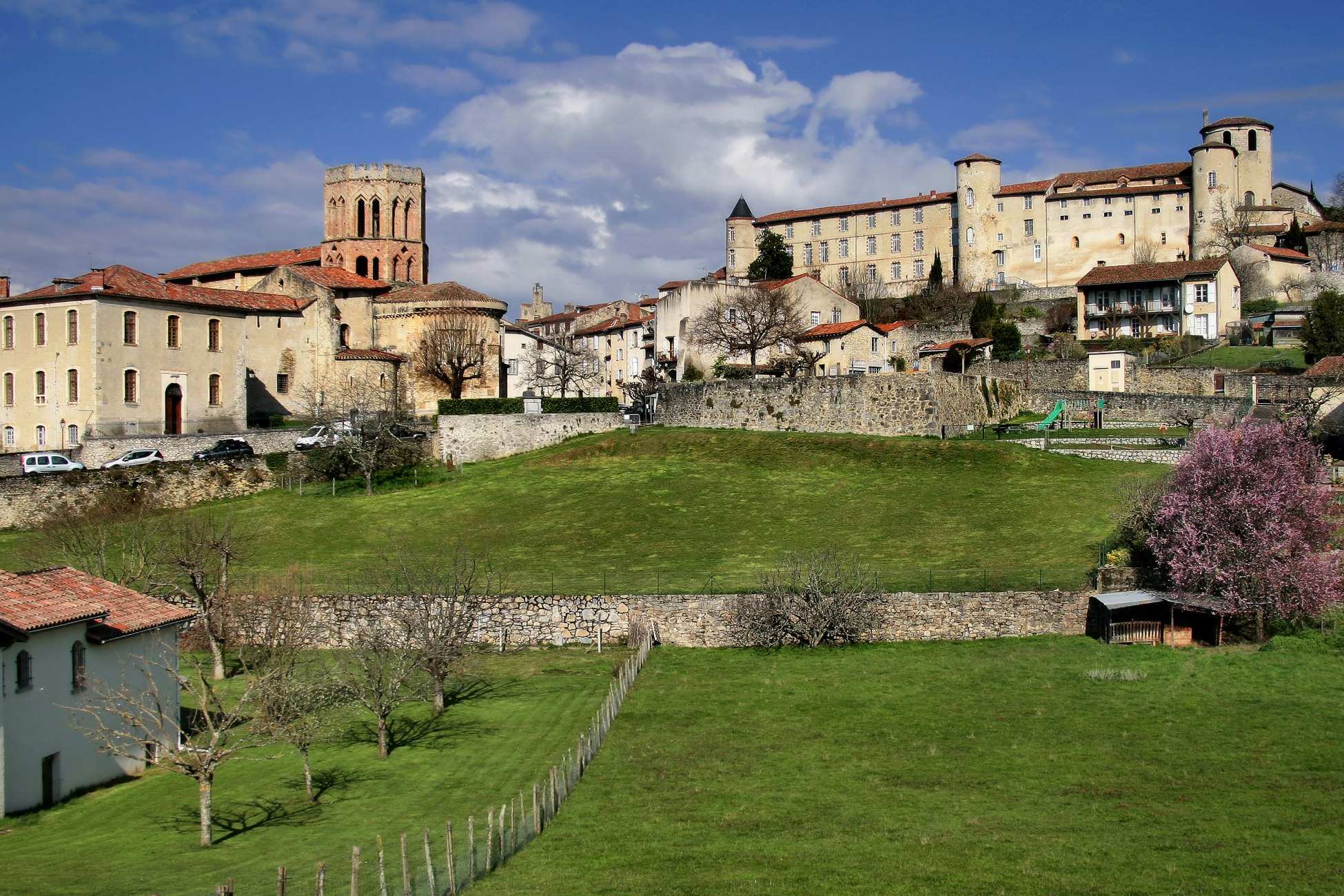 Domaine du Palais - Blick in die Umgebung des Campingplatzes