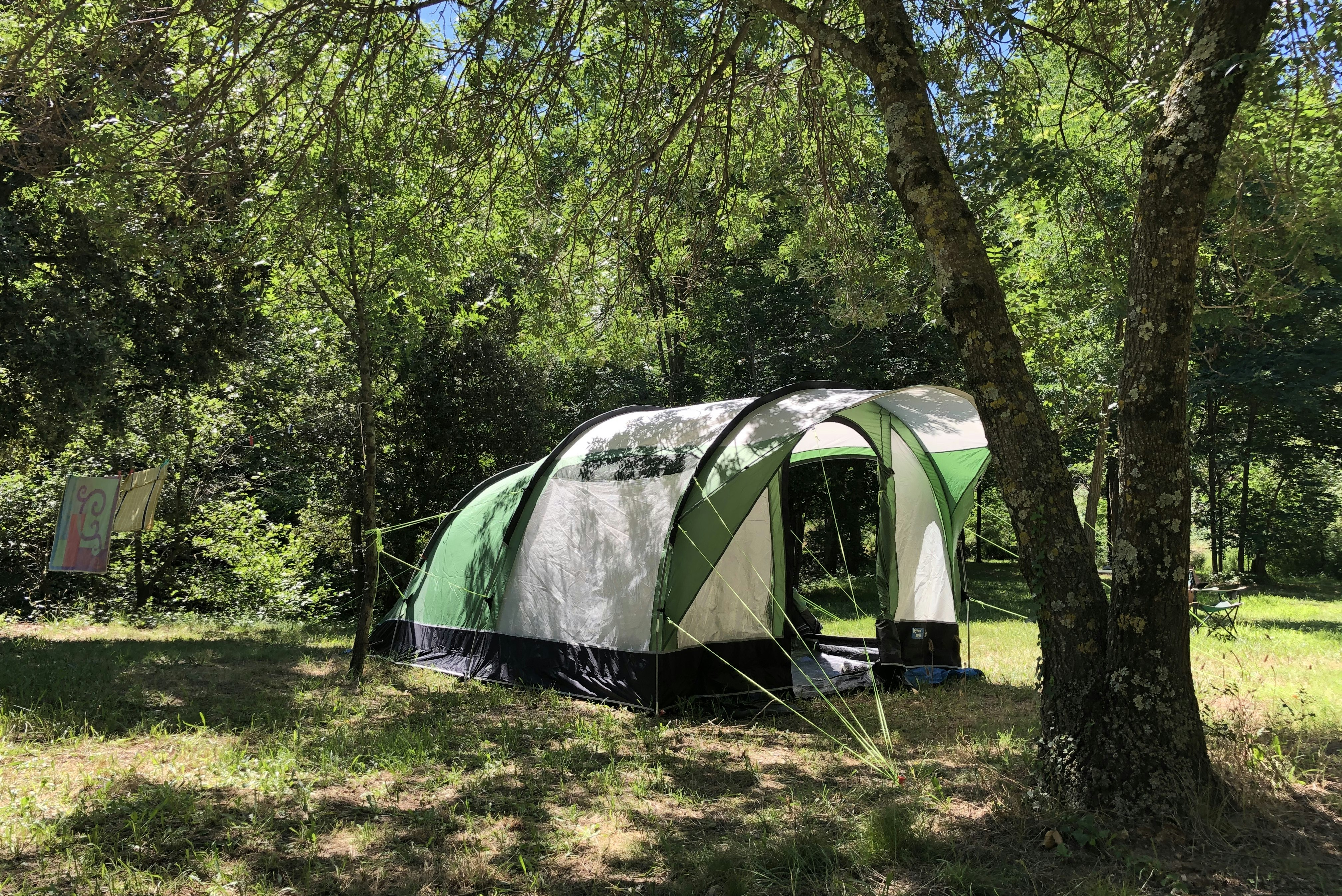 Domaine Naturiste La Clapère - Standplätze auf dem Campingplatz