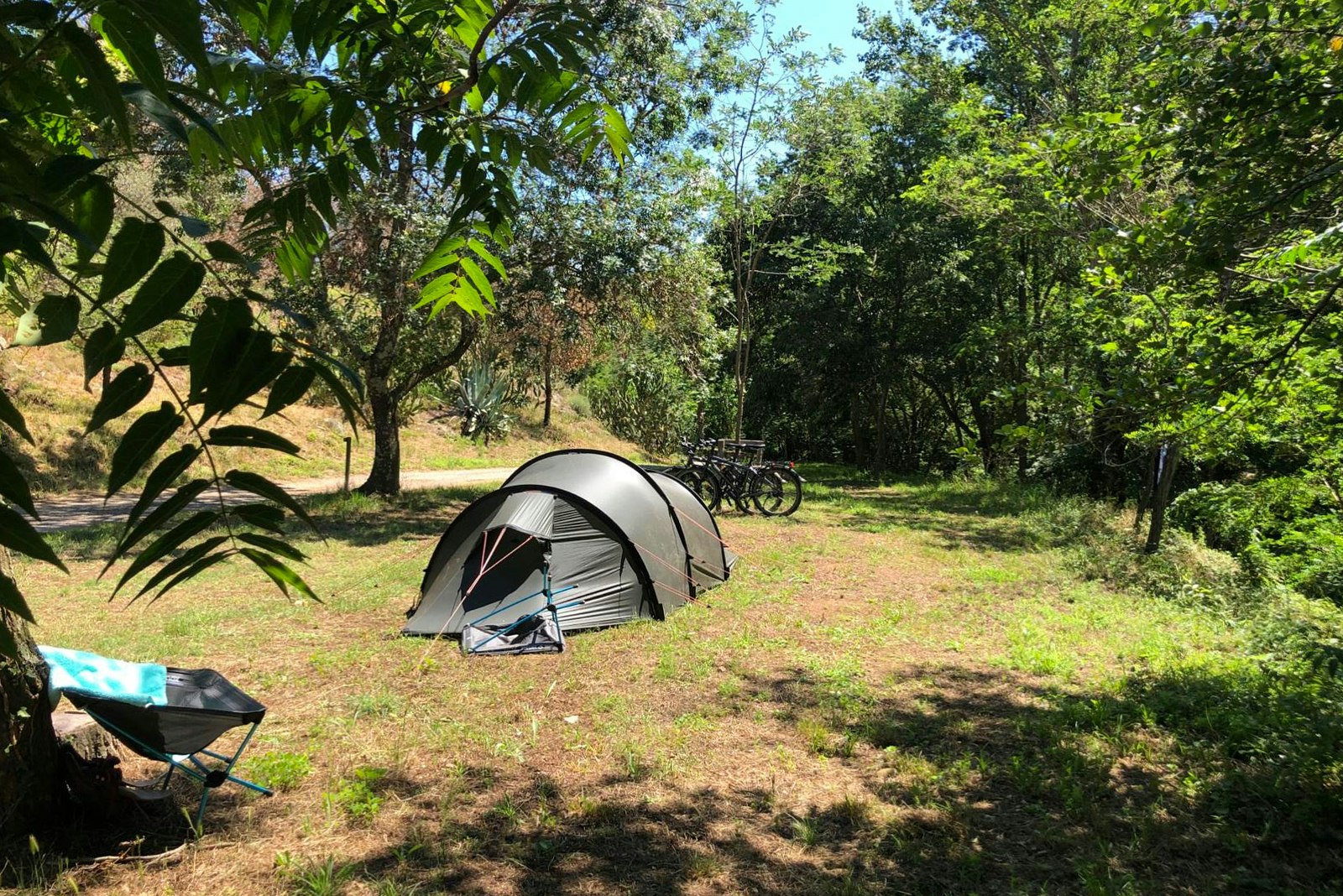 Domaine Naturiste La Clapère - Zeltwiese auf dem Campingplatz