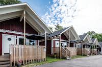 Dragsö Camping & Stugby - Mobilheime mit Veranda auf dem Campingplatz