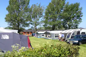 Drejby Strandcamping - Campingbereich für Zelte und Wohnwagen im Grünen