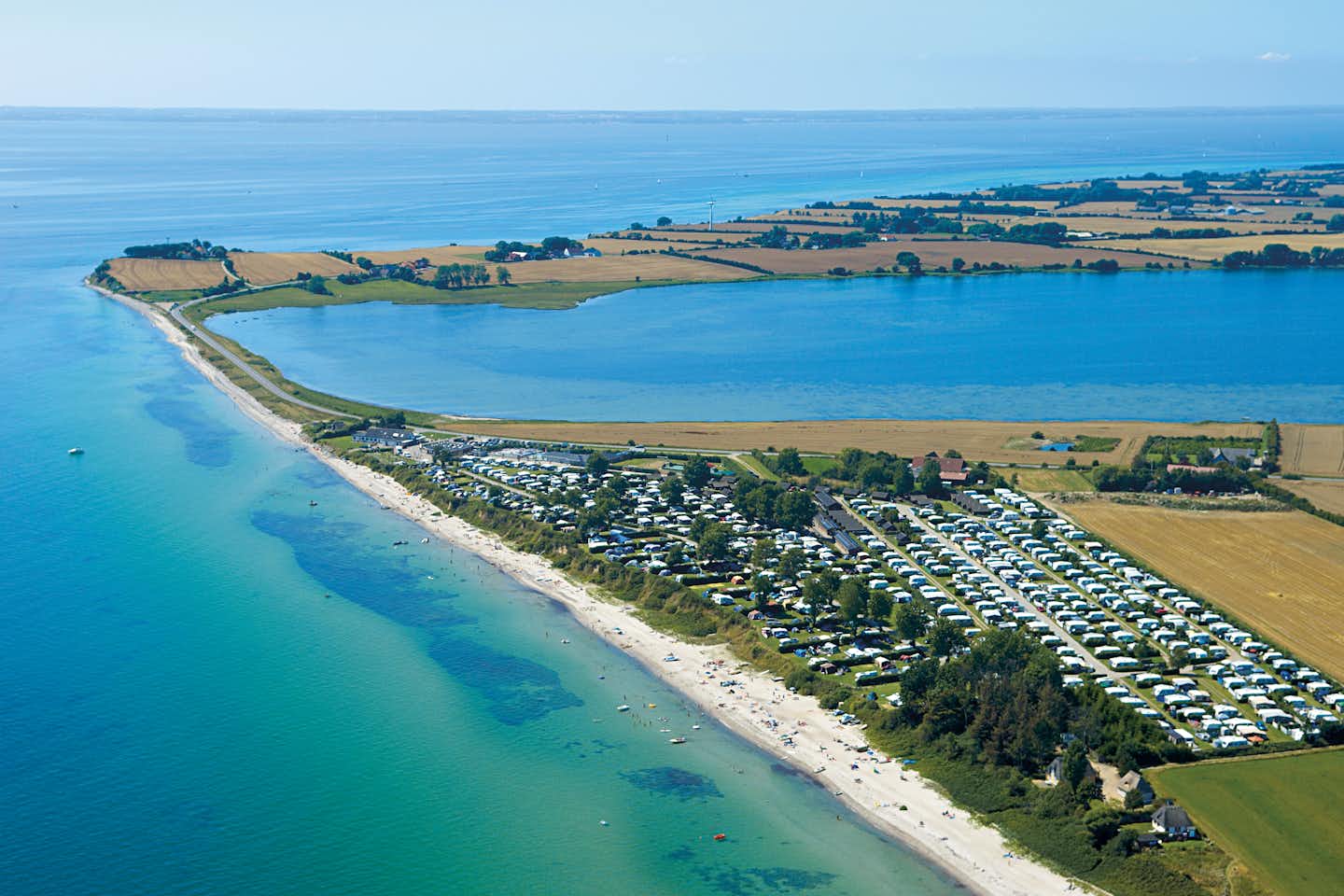 Drejby Strandcamping -  Campingplatz aus der Vogelperspektive