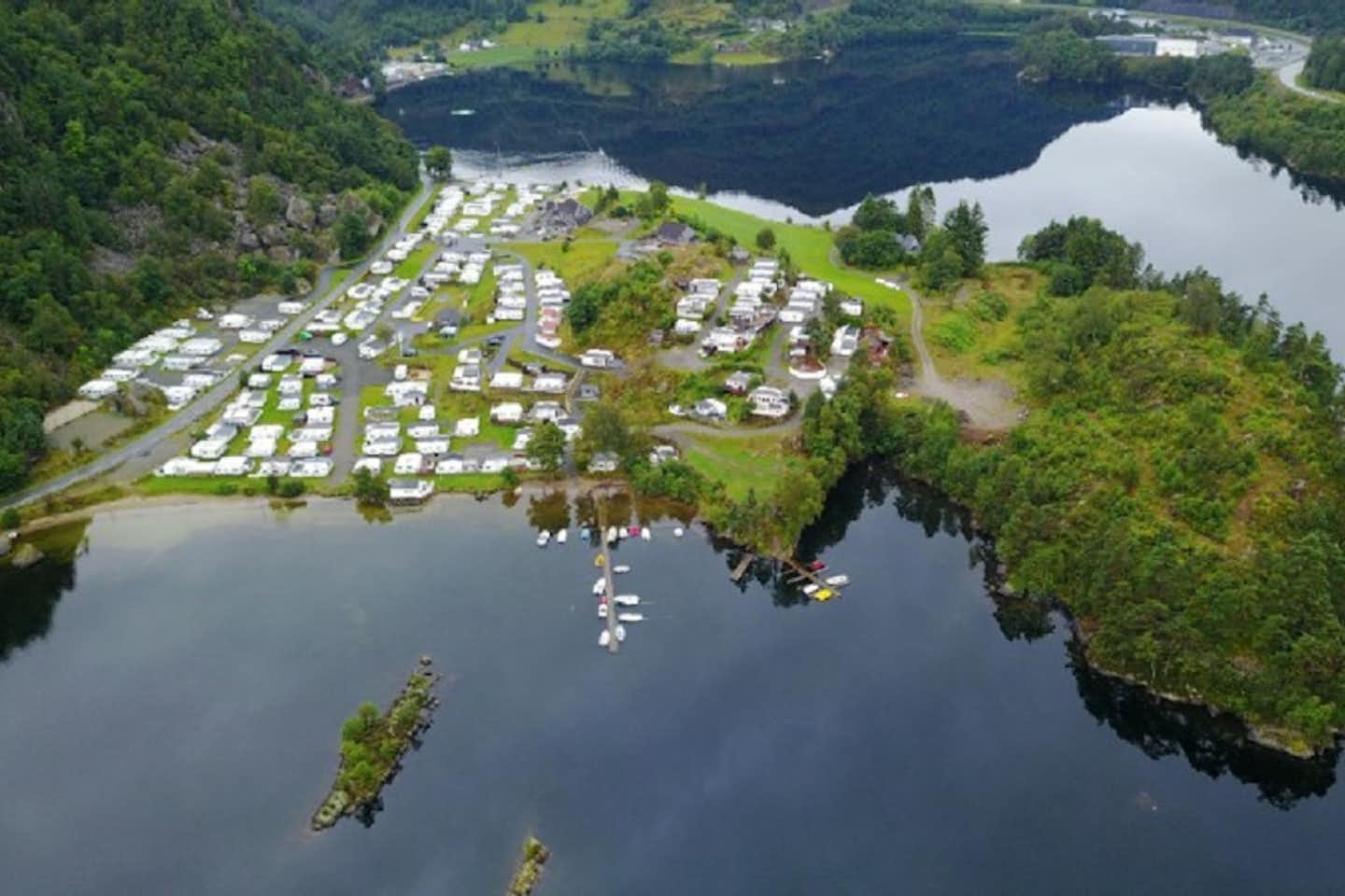 Egenes Camping  -  Campingplatz am See aus der Vogelperspektive