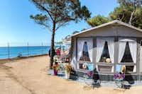 El Pinar Beach Camp  -  Stellplatz vom Campingplatz mit Blick auf das Mittelmeer