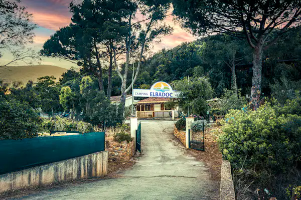 ELBADOC Camping Village