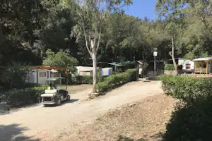Elbadoc Camping - Wohnwagen- und Zeltstellplatz auf dem Campingplatz