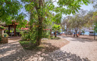 Elena's Beach Camping