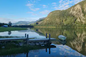 Elstad Camping - - Bootsanlegestelle auf dem Campingplatz