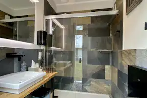 Erholungsgebiet Waldvelen - Mietbadezimmer auf dem Campingplatz
