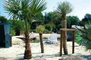 Erholungspark Wehlingsheide - Liegestühle vom Campingplatz in der Sonne