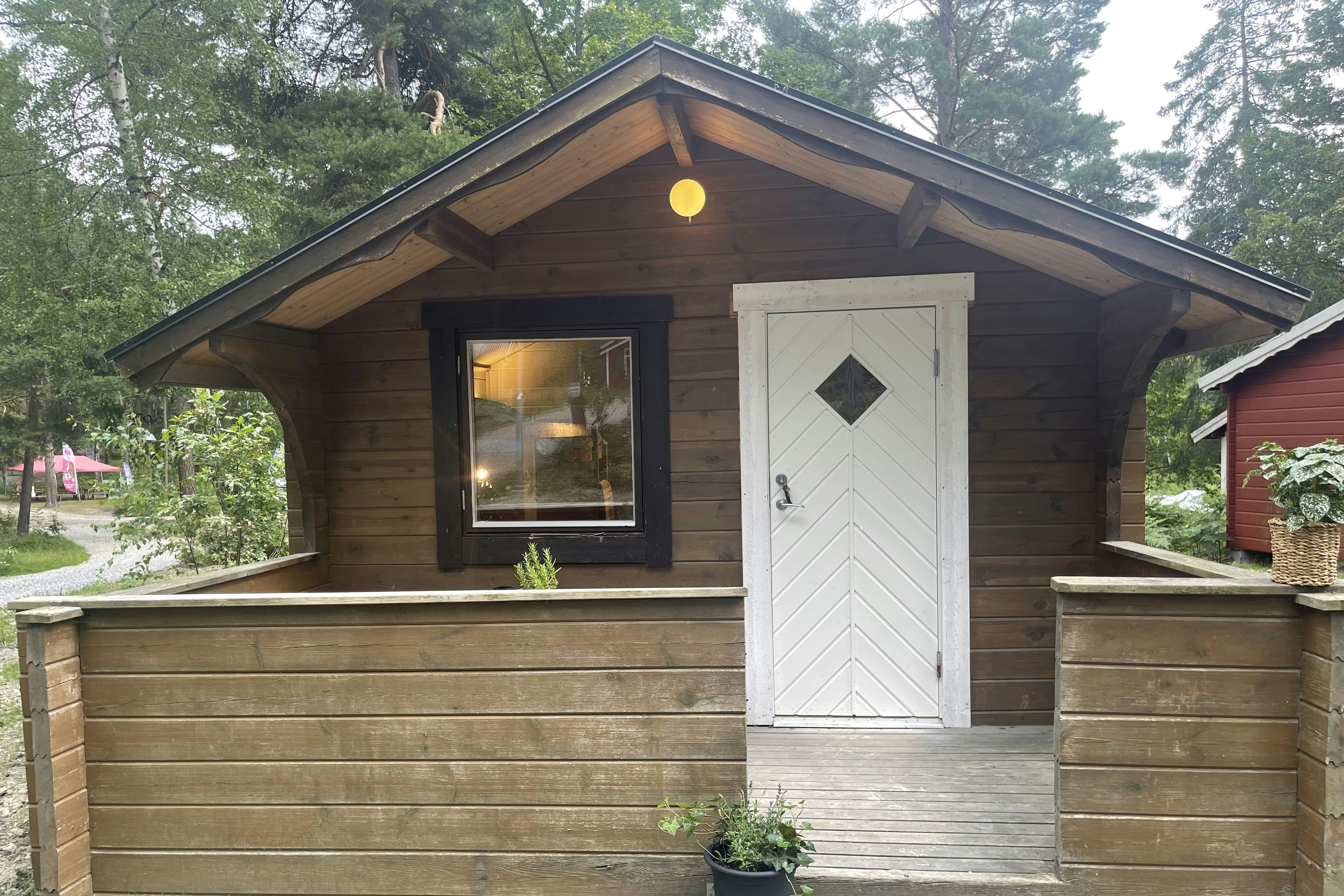 WAXHOLMS CAMPING - Mobilheim mit Veranda