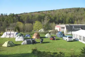 Erzgebirgscamp Neuclausnitz - Zeltwiese auf dem Campingplatz