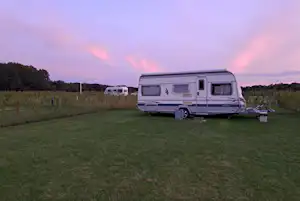 Esch Camping Kaampert - Standplätze auf dem Campingplatz