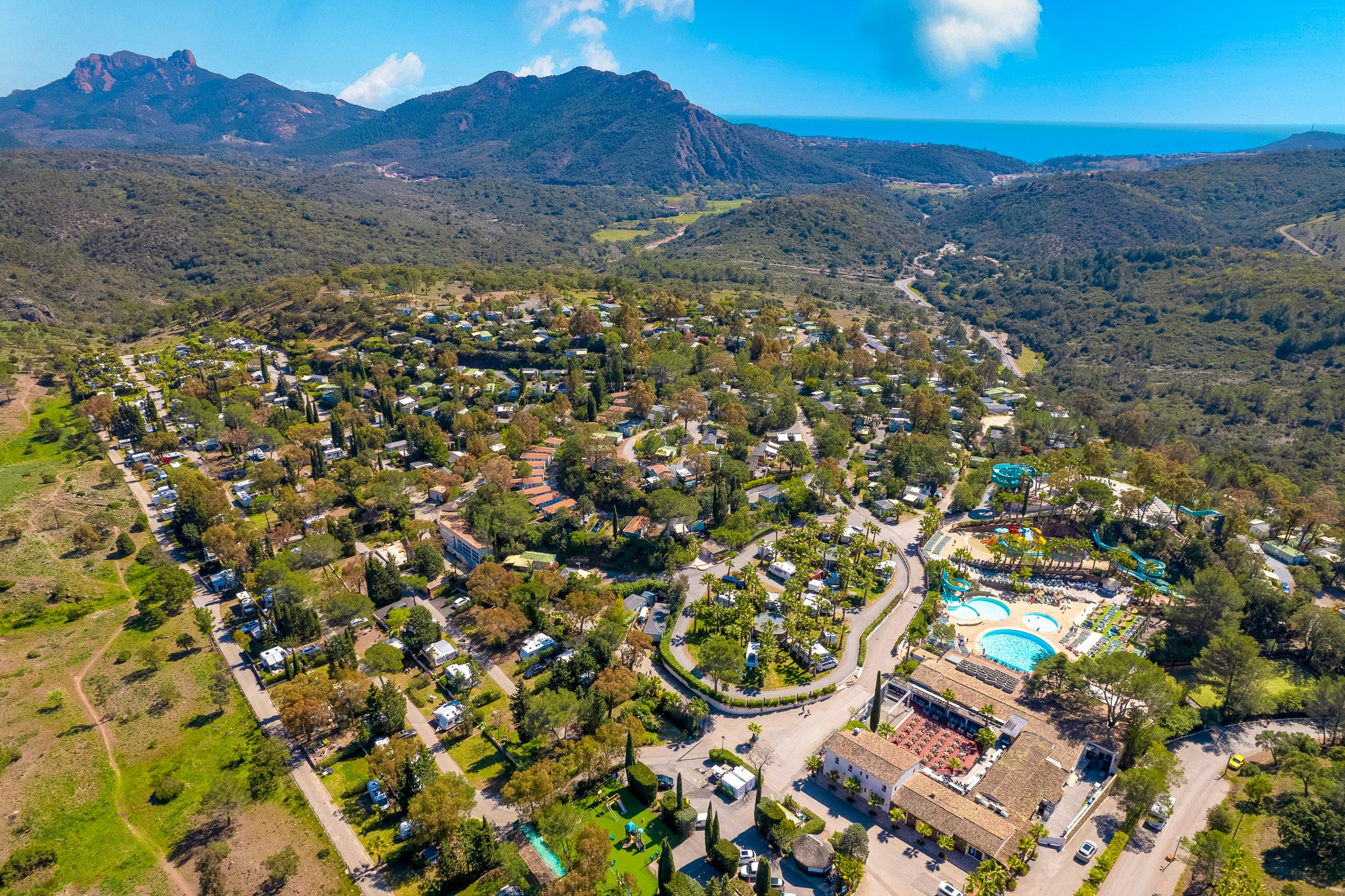 Esterel Caravaning  - Campingplatz aus der Vogelperspektive