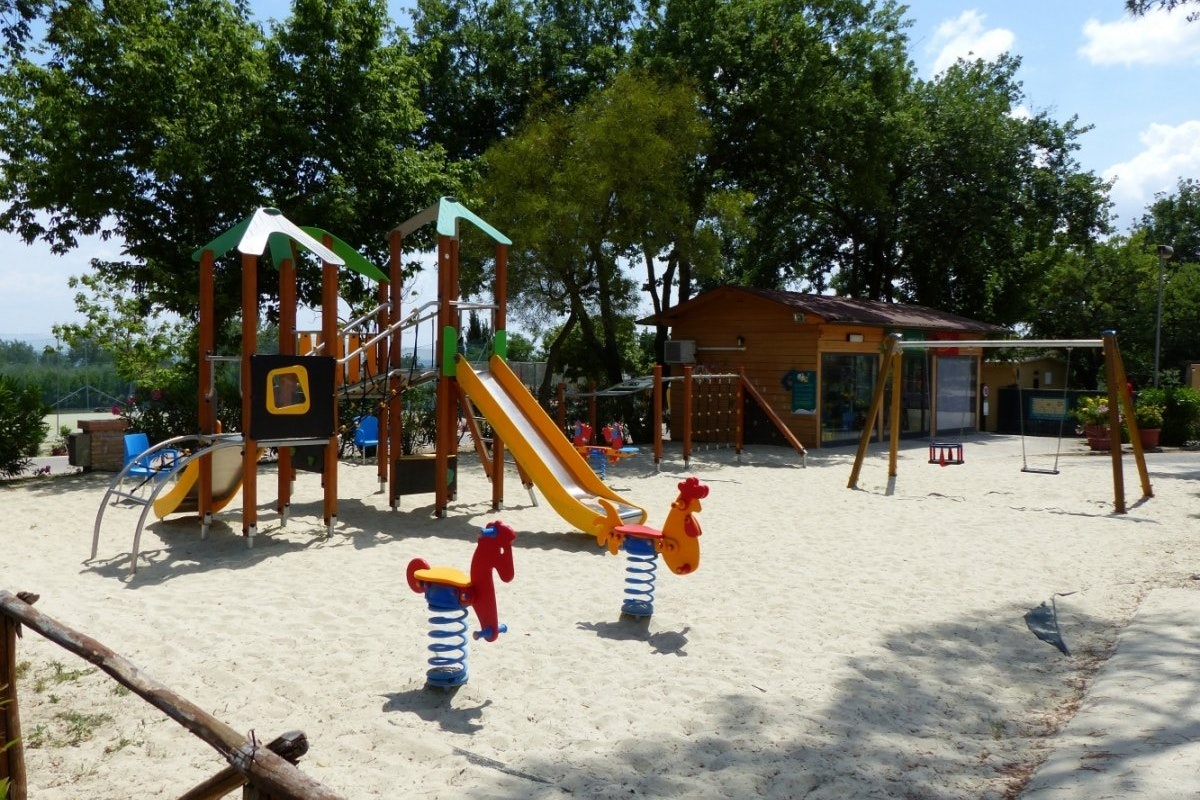Estivo @ Camping I Pini Family Park - Kinderspielplatz auf dem Campingplatz