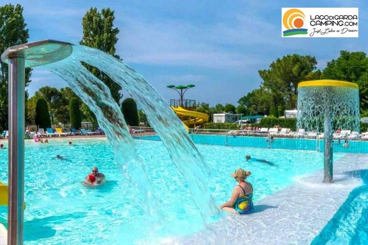 Eurocamping Pacengo - Freibad auf dem Campingplatz