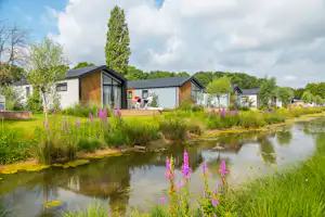EuroParcs aan de Maas - Mobilheime am Wasser