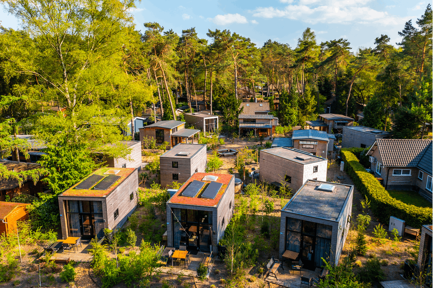 EuroParcs Beekbergen - Blick auf die Mobilheime auf dem Campingplatz