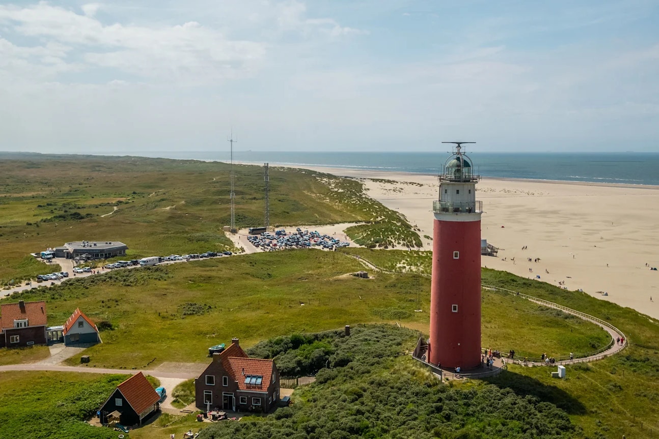 EuroParcs Texel - Leuchtturm am Strand