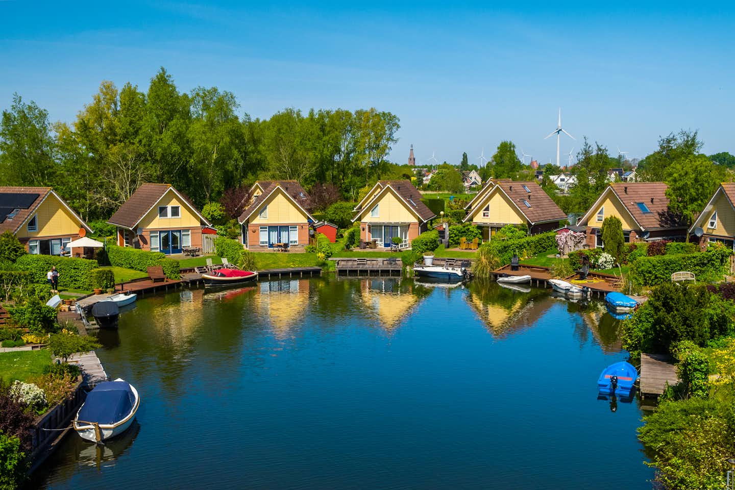 EuroParcs Ijsselmeer - Mobilheime am Ufer des Sees