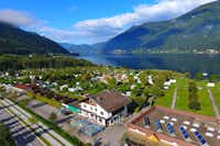 EuroParcs Ossiacher See  - Luftaufnahme des Campingplatzes