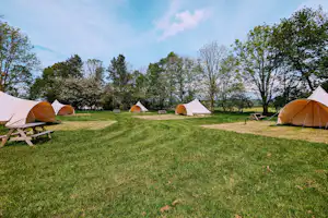 Fallow Fields Lathe Barn - Glamping-Zelte auf dem Campingplatz