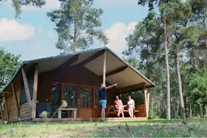 Familievakantiepark Krieghuusbelten - Glamping-Unterkunft umgeben von Bäumen
