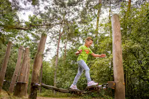 Familievakantiepark Krieghuusbelten - Kinderspielplatz im Wald