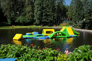 Ferienparadies Natterer See - Spielinsel auf dem See