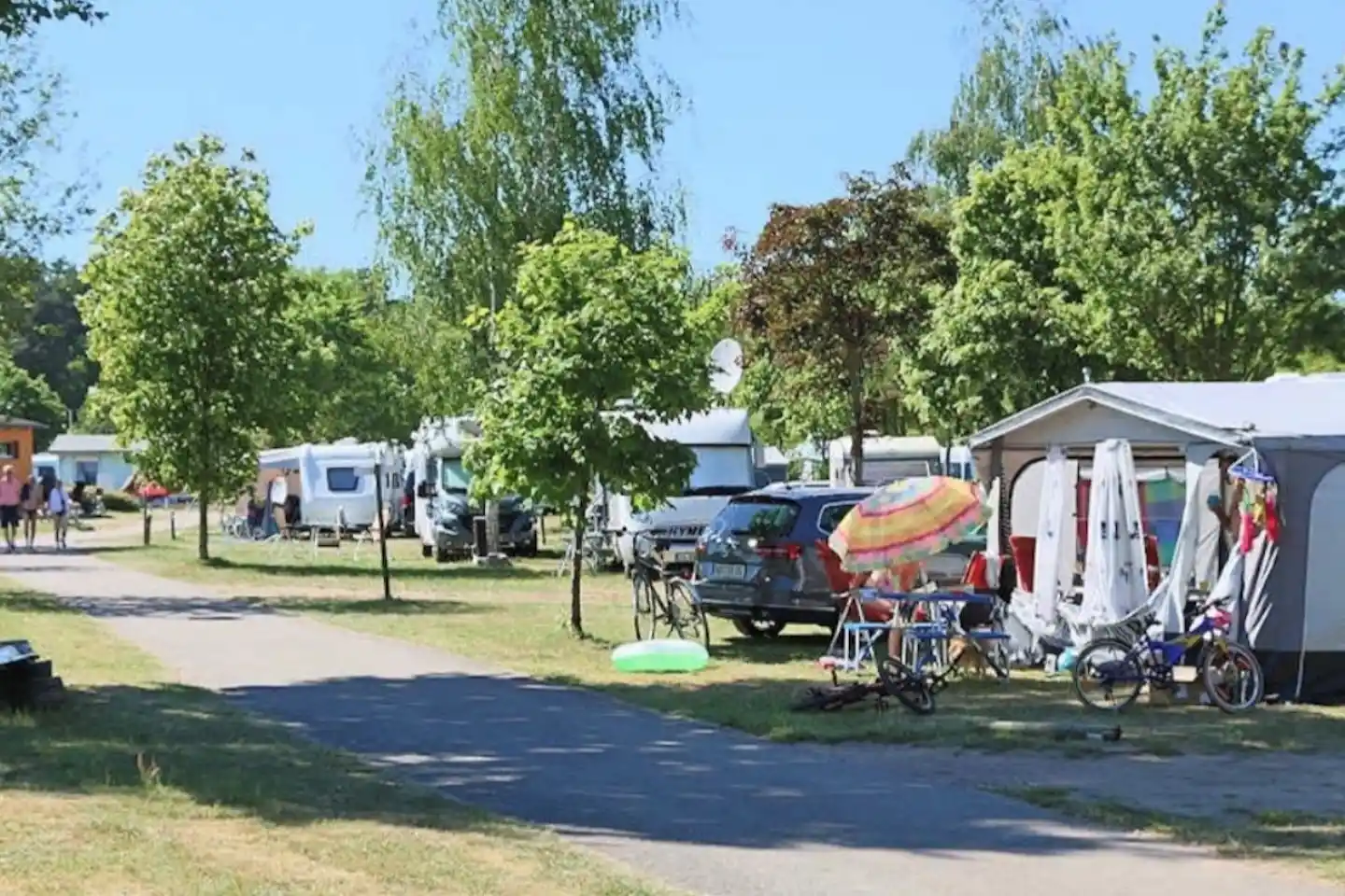 Erlebnispark Plötzky - Standplätze auf dem Campingplatz