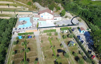 Freeride Outdoor Village
