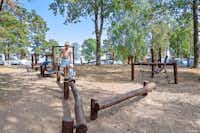 First Camp Gunnarsö - Campinganlage mit Spielplatz am Strand