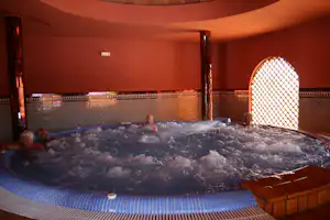 FKK Camping El Templo del Sol - Indoor Jacuzzi auf dem Campingplatz