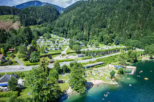 FKK & Textil Terrassencamping Pesenthein - Campingplatz aus der Vogelperspektive--