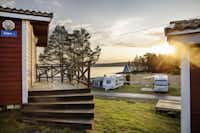 Nordic Camping Sundsvalls - Mobilheime und Wohnwagenstellplätze in der Nähe vom Kinderspielplatz auf Campingplatz