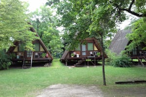 Flamingo Camping - Mobilheim mit Terrasse auf dem Campingplatz