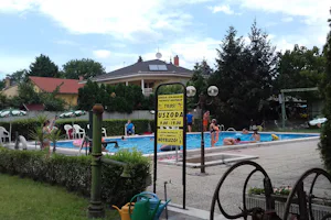 Flamingo Camping - Poolanlage auf dem Campingplatz