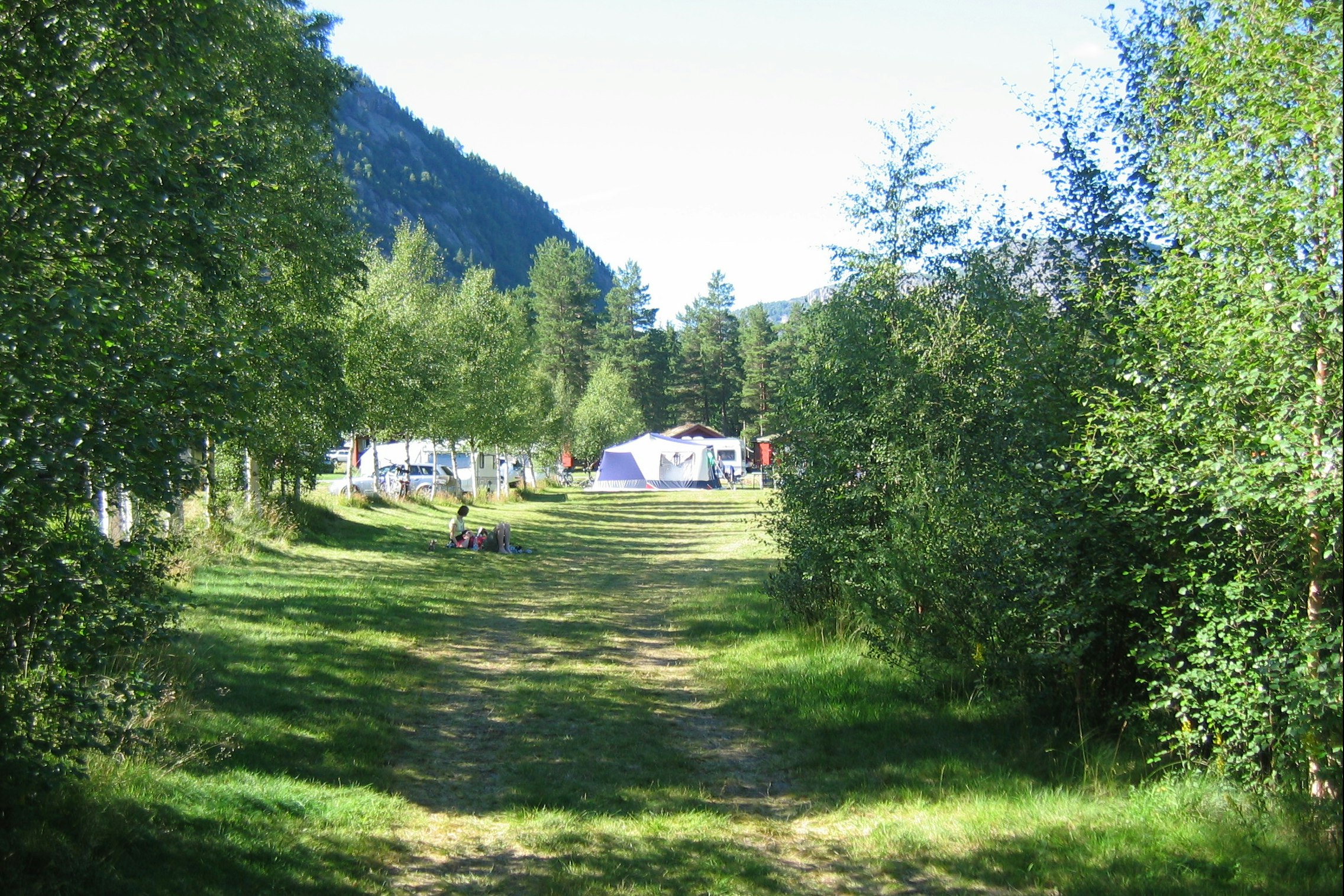Flateland Camping - Standplätze im Grünen auf dem Campingplatz