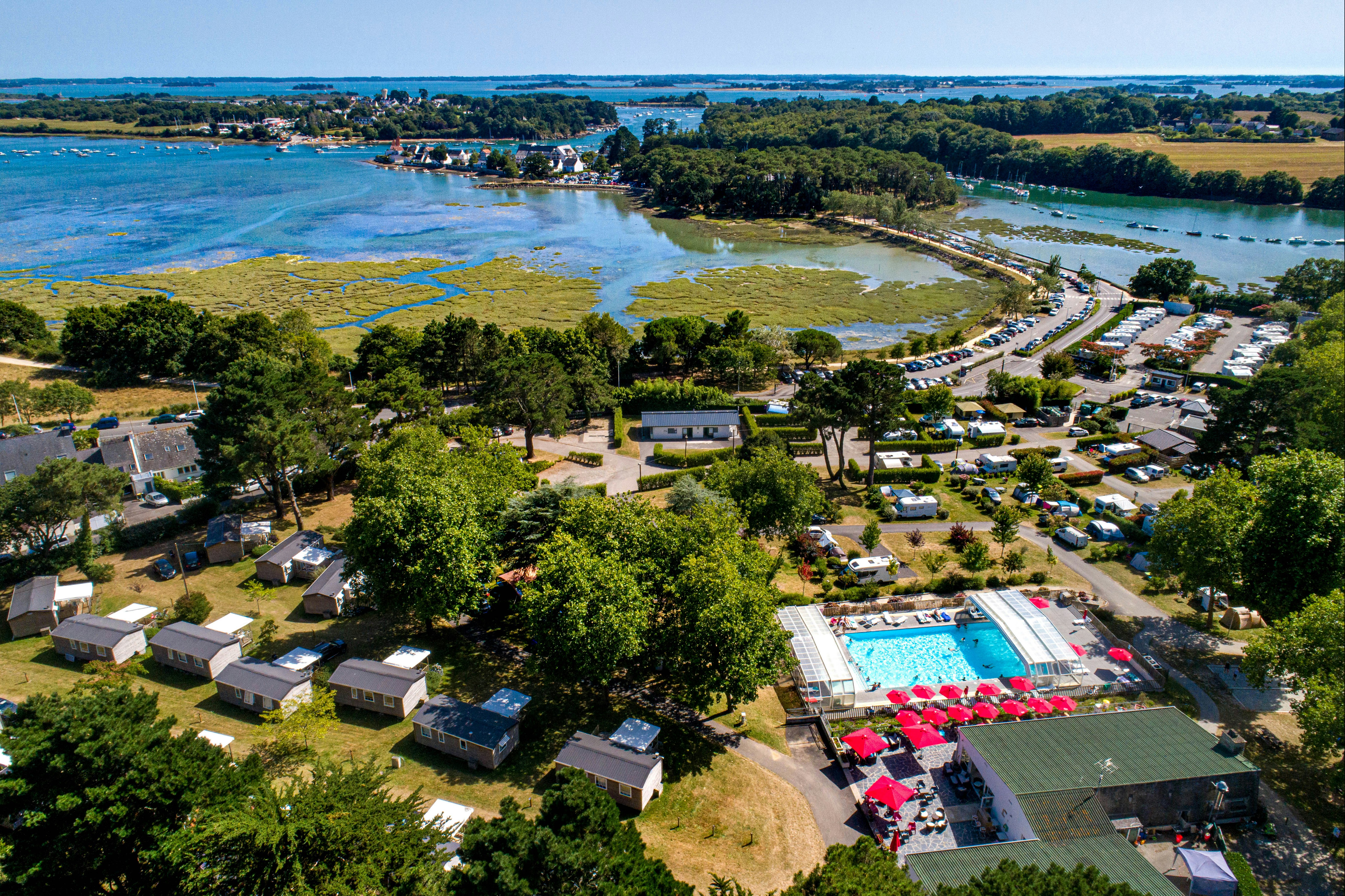 Flower Camping de Conleau  - Campingplatz aus der Vogelperspektive