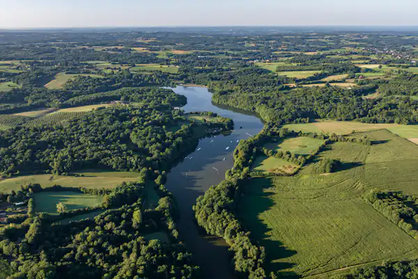 Flower Camping de Rouffiac
