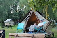 Camping Seasonova Les Vosges du Nord - Miet-Zelt mit kleiner Terrasse 