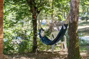 Flower Camping La Plage - Hängematte auf dem Campingplatz