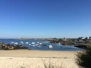 Flower Camping La Pointe du Talud - Sandstrand am Campingplatz