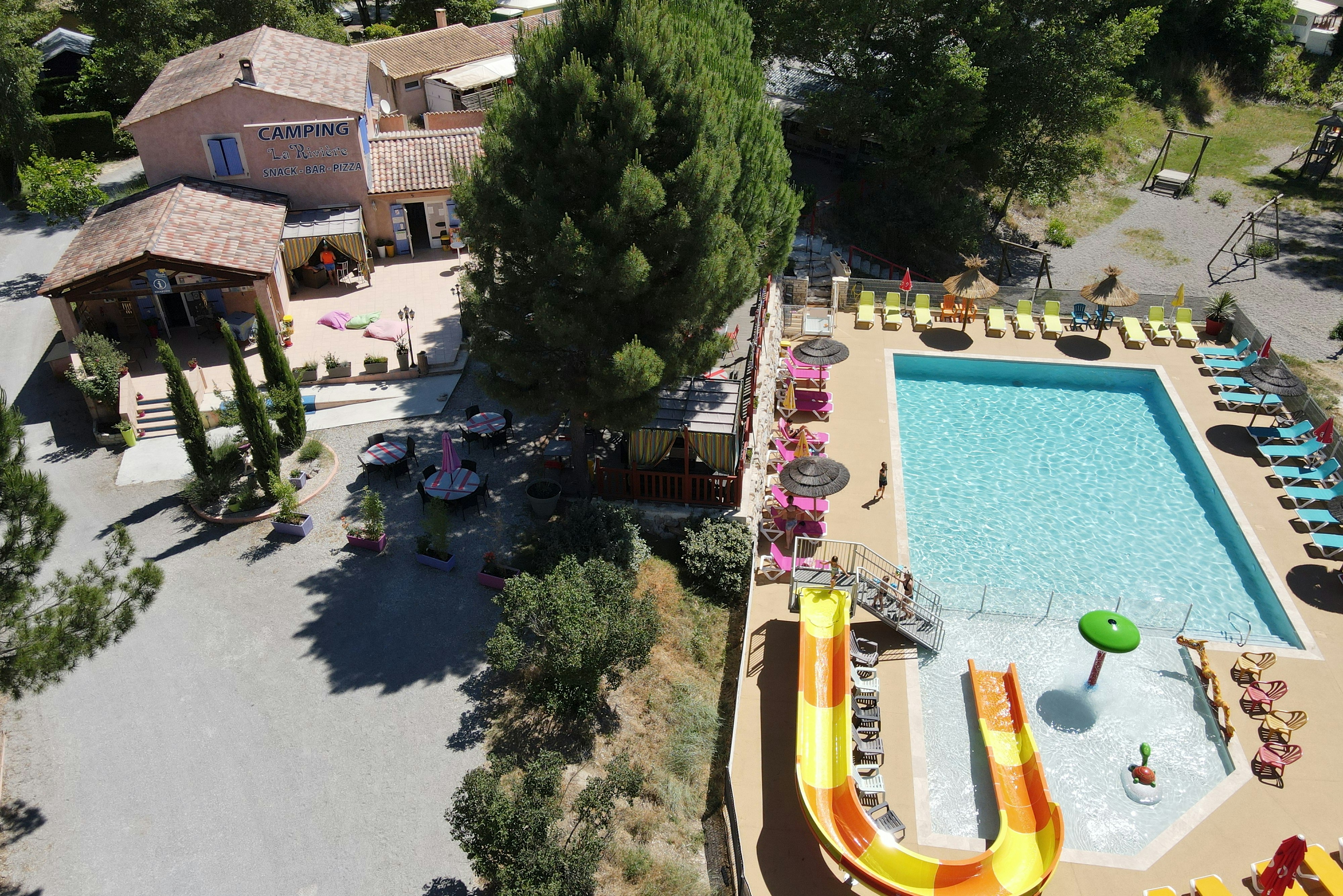 Flower Camping La Riviere  - Luftaufnahme des Campingplatzes