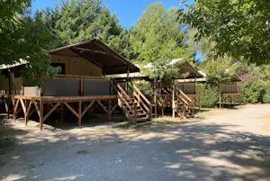 Flower Camping La Riviere - Glamping-Zelte auf dem Campingplatz