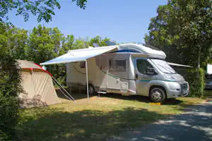Flower Camping L'Abri-Côtier - Wohnmobilstellplätze