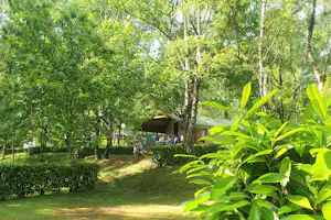 Flower Camping L'Air du Lac - Miet-zelt auf dem Campingplatz
